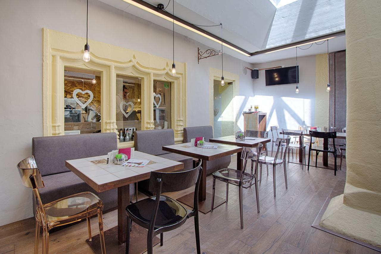 纳沙泰尔Les Galeries Marval公寓式酒店 外观 照片